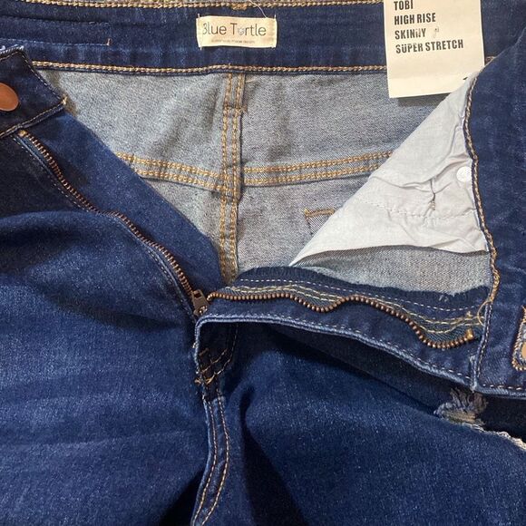 Blue Turtle Women's Blue Distressed Jeans Size 11 - Picture 6 of 14